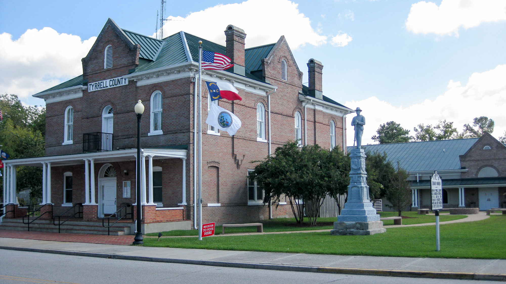 Tyrrell County court house